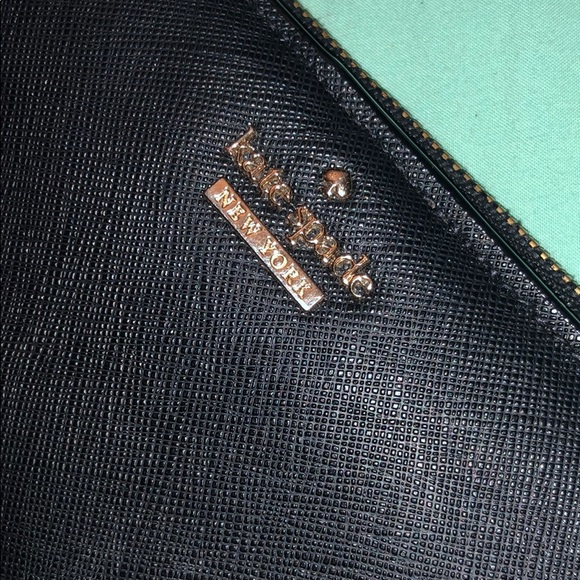 Kate spade wristlet - Picture 4 of 5